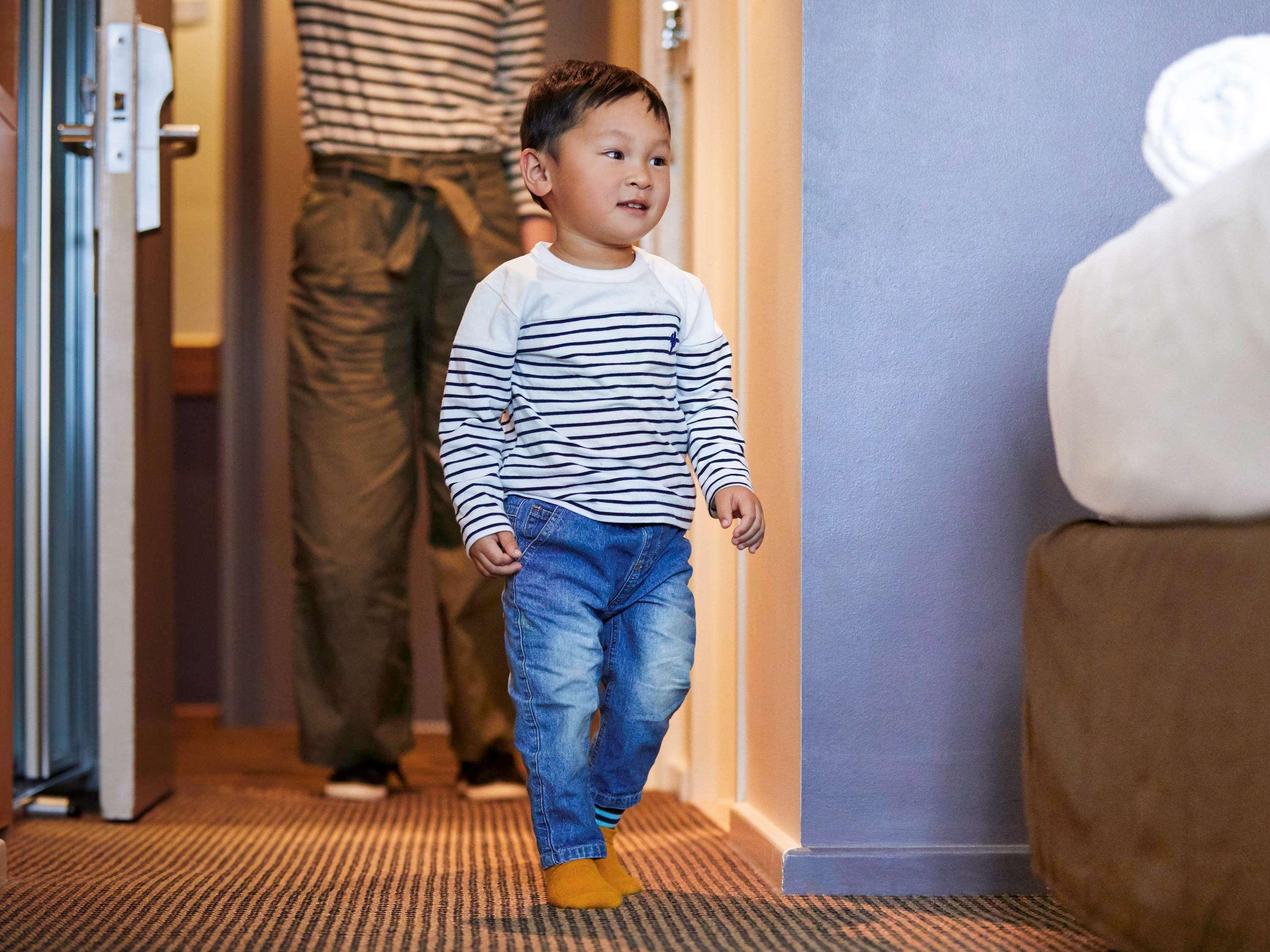 Novotel Perth Langley Kültér fotó