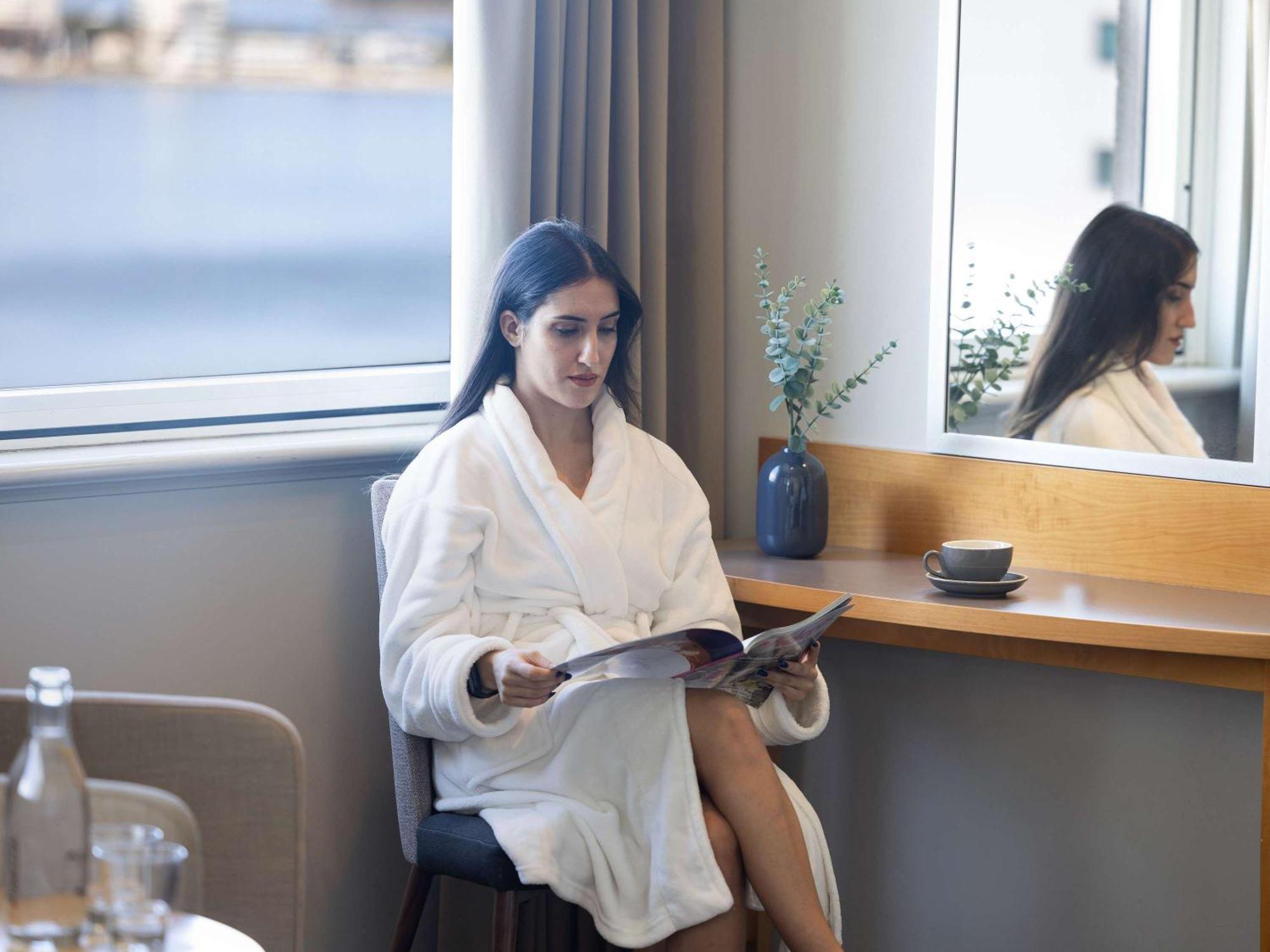 Novotel Perth Langley Kültér fotó