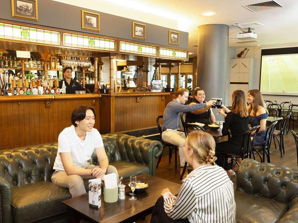 Novotel Perth Langley Kültér fotó